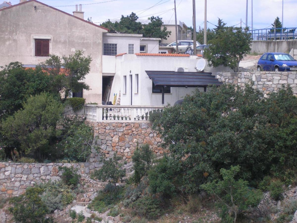 Dean Daire Senj  Oda fotoğraf